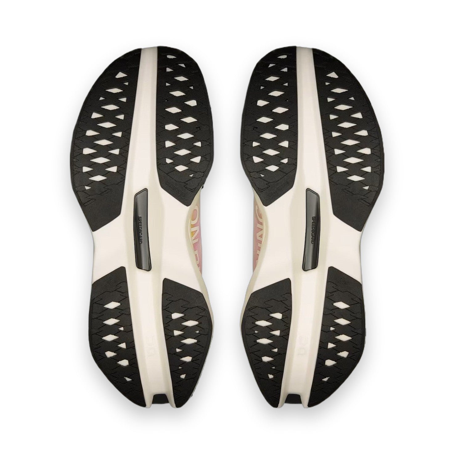 On Cloudboom Max - Mens