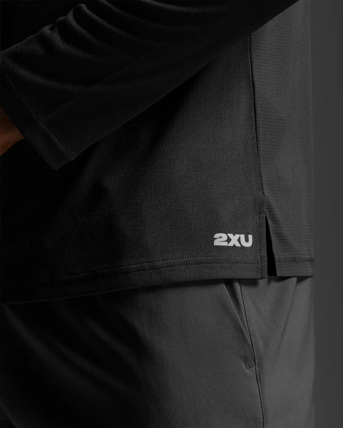 2XU Aero Long Sleeve - Mens