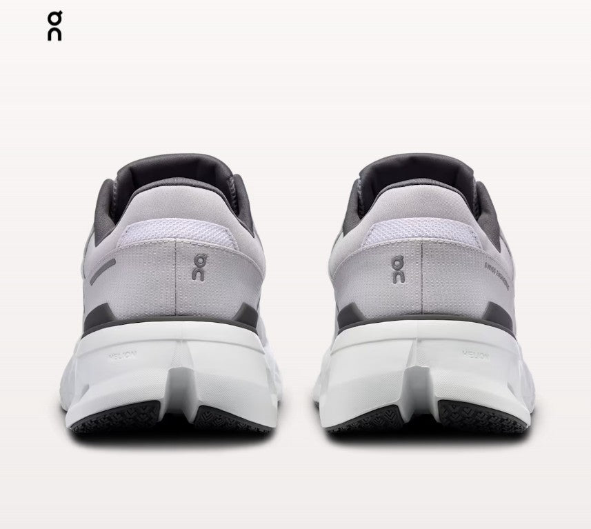 On Cloudrunner 2 - Mens