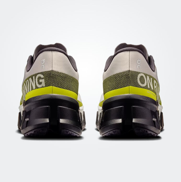 On Cloudmonster Hyper - Mens