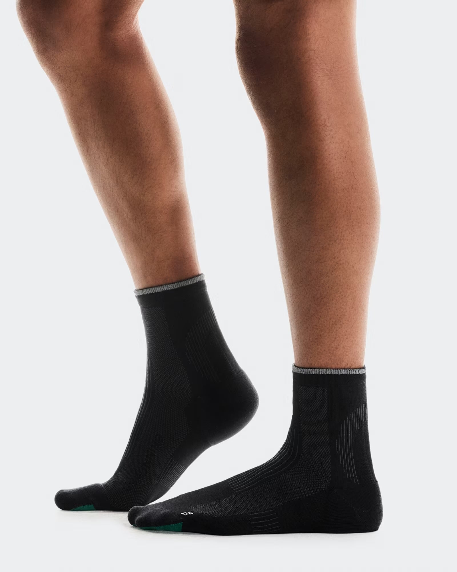 On Elite Run Sock Mid - Unisex