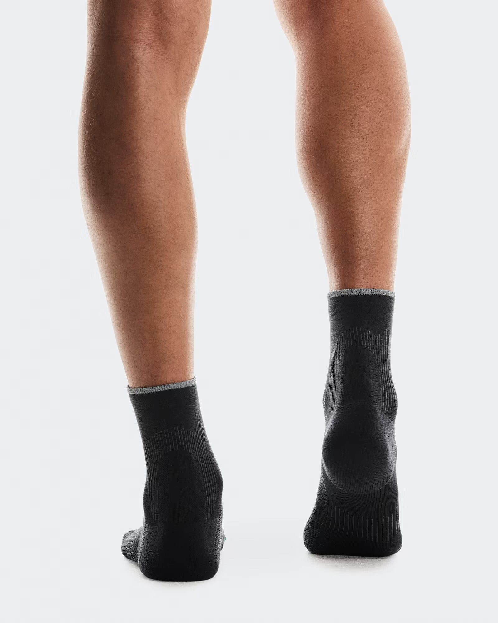On Elite Run Sock Mid - Unisex