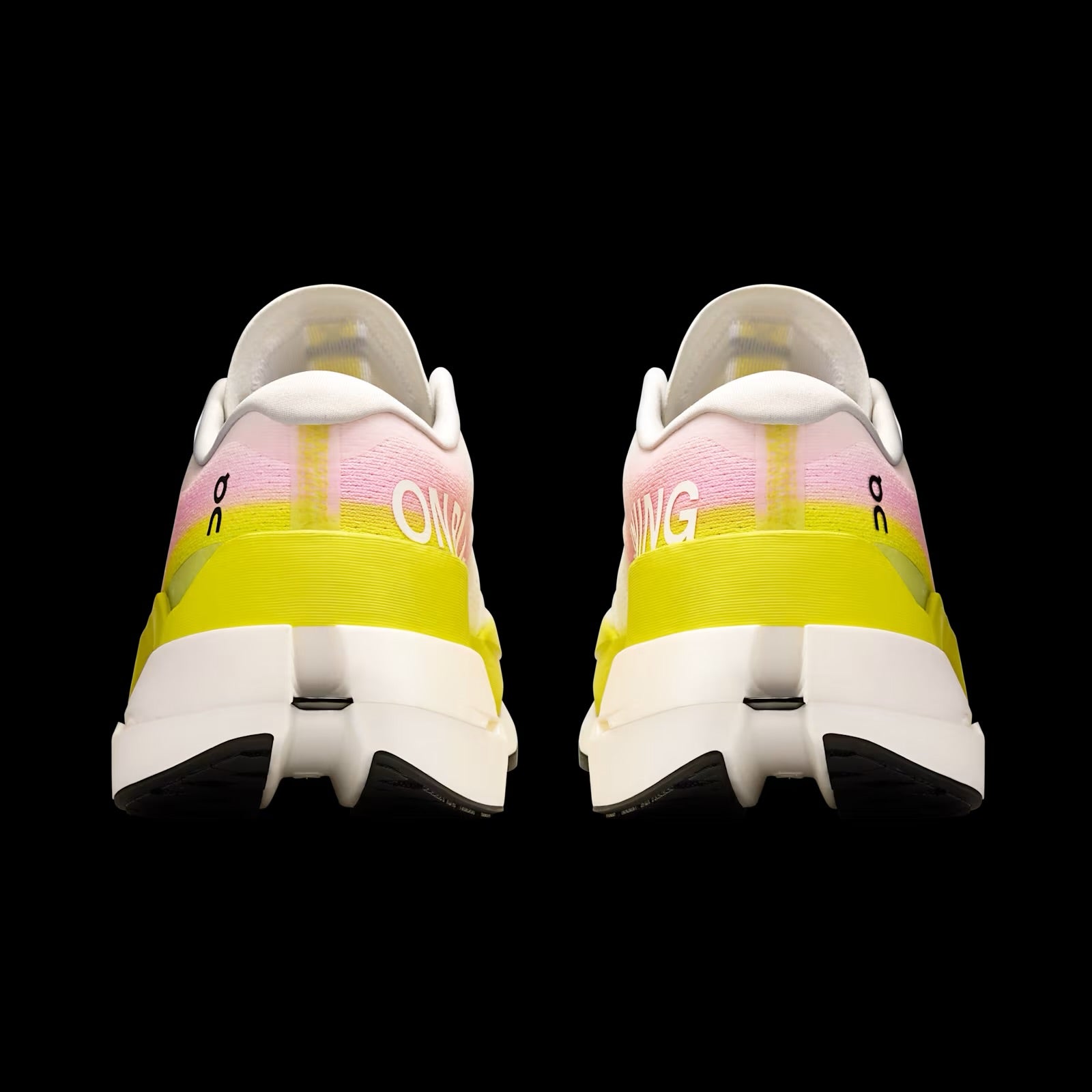 On Cloudboom Max - Mens