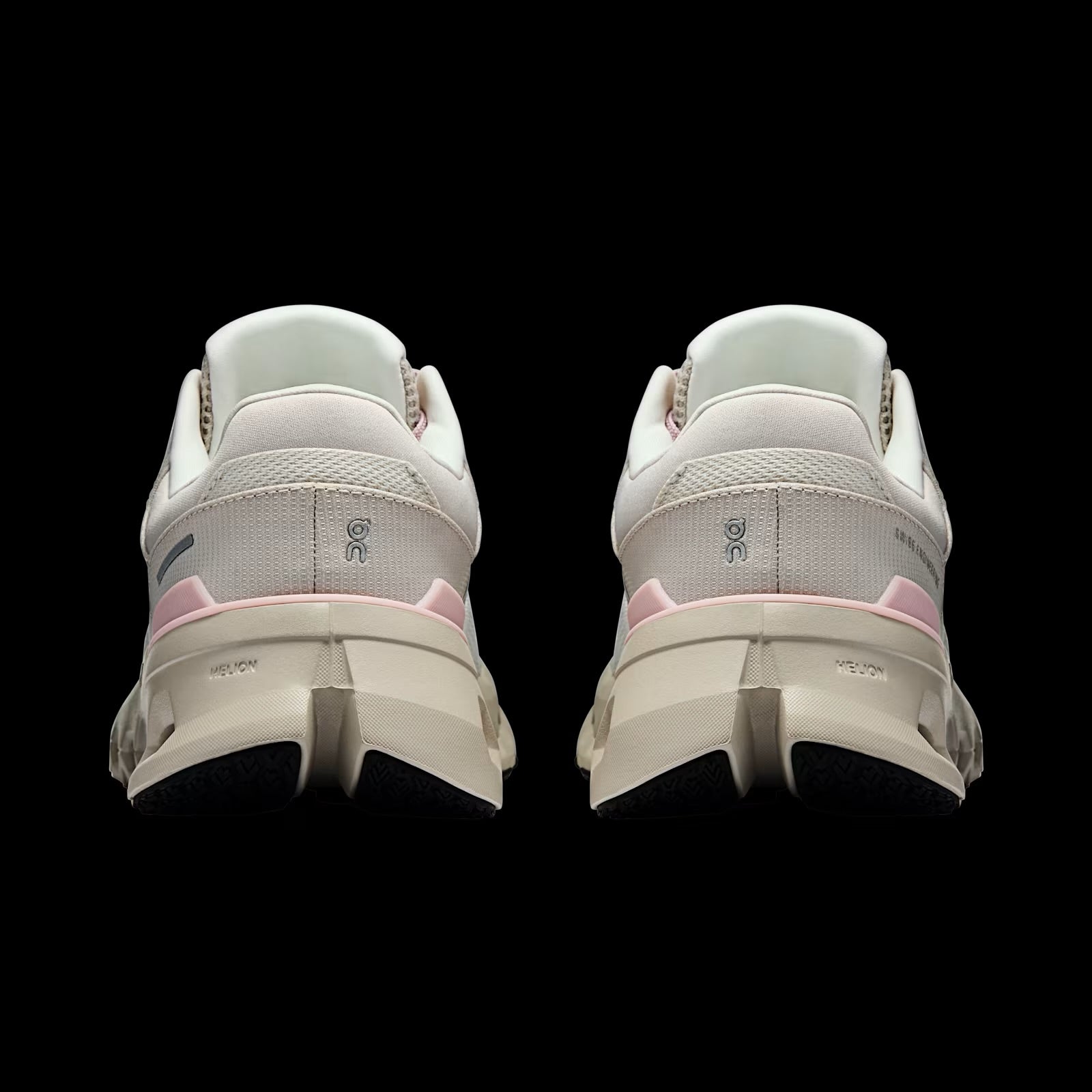 On Cloudrunner 2 - Womens