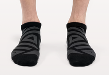 Load image into Gallery viewer, ON Performance Low Sock - Mens